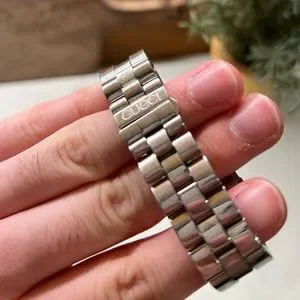 Gucci | Accessories | Vintage Gucci 360 Quartz Watch Womens  display picture 1